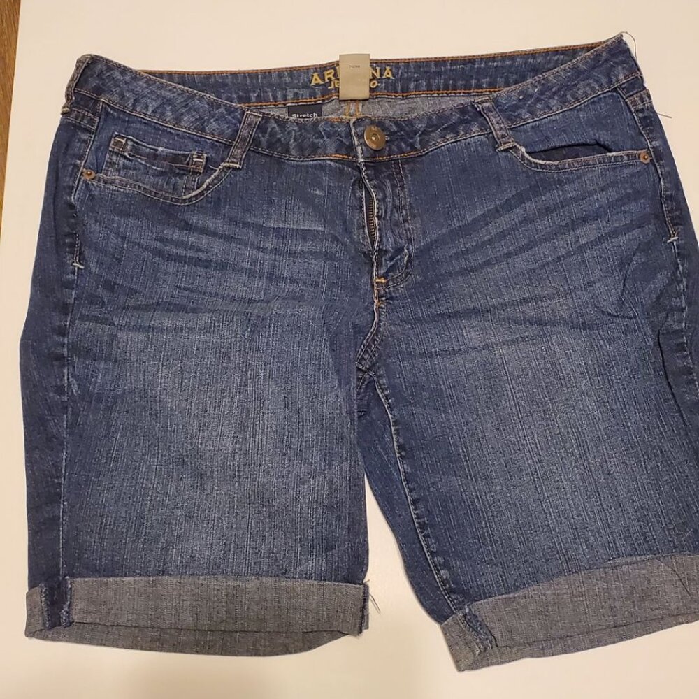 Arizona Junior Girls Bermuda Denim Blue Jean Stretch Shorts - Size 15